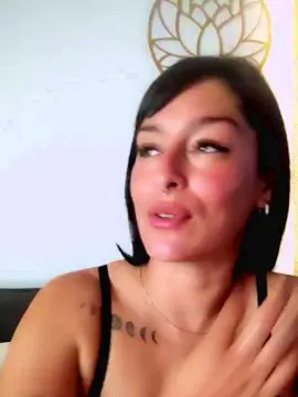 Cam4 Free Live Porn of maimaixxx