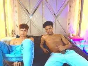 Cam4 Private Sex Chat of Exotic_boysxx