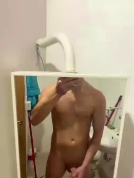 Cam4 Live Porn of Squalo025