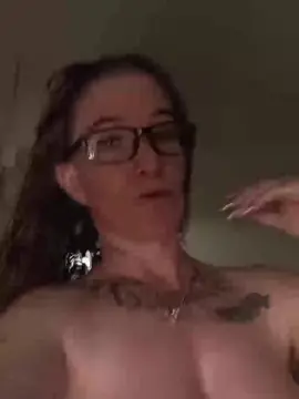 Cam4 Adult Video Chat of Frshoutlove