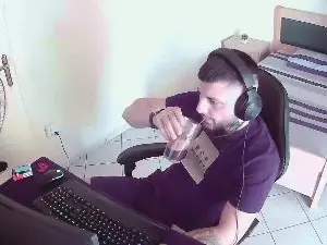Cam4 Sex Chat of AlbanianFker21