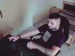 Cam4 Free Live Porn of AlbanianFker21