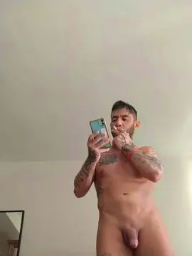 Cam4 Free Porn Cam of Andreazorra