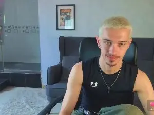 Cam4 Free Live Porn of KaydenDrew
