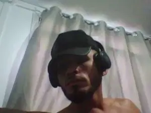 Cam4 Live Sex of otaviobrbr