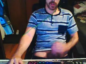 Cam4 Private Sex Chat of sencam_xxx
