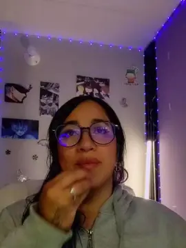 Cam4 Adult Webcam of julibella_swee4