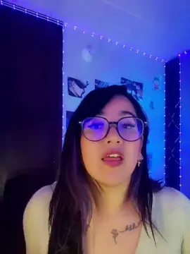 Cam4 Sex Cam of julibella_swee4