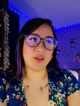Cam4 Sex Cam of julibella_swee4