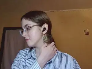 Cam4 Watch Live Sex Cams of RoxanaKneisler