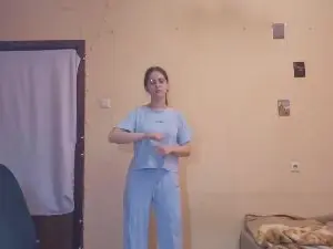 Cam4 Live Sex Cam of RoxanaKneisler