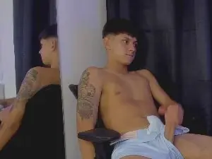 Cam4 Watch Live Sex Cams of naughty_daniel