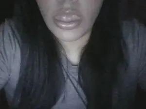 Cam4 Free Live Porn of Dreamyygirl