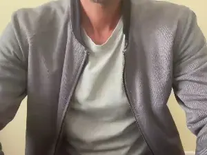 Cam4 Sex Cam of BOMBER_007