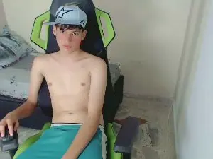 Cam4 Watch Live Sex Cams of Pablito_junior