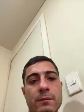 Cam4 Live Porn of Gui20cm