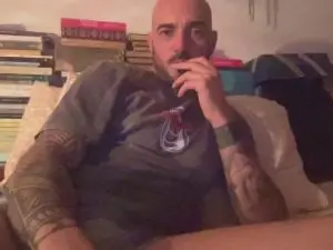 Cam4 Nude Webcam of alessandromori9