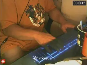 Cam4 Live Porn of benenzo