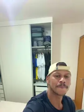 Cam4 Free Live Porn of Mwsantos