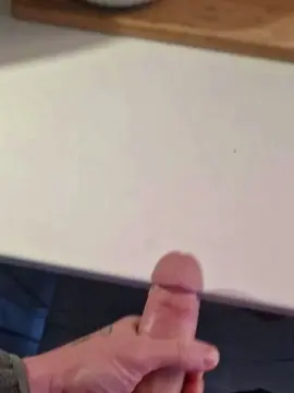 Cam4 Live Porn of SDude8421