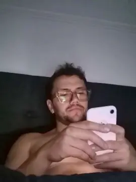 Cam4 Free Live Porn of body_cris