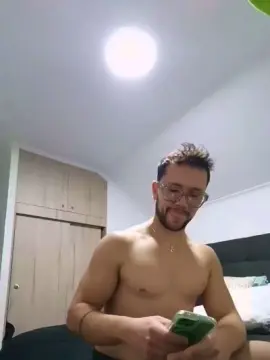 Cam4 Sex Cam of body_cris
