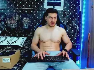 Cam4 Watch Live Sex Cams of javiersexyvoy