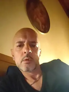 Cam4 Free Live Porn of CIONDOLONE82