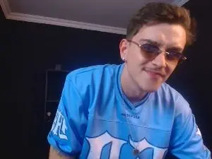 Cam4 Free Live Porn of FelixStark