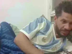 Cam4 Live Porn of santosr8