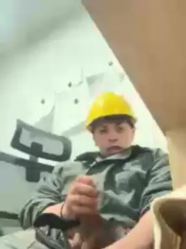 Cam4 Live Porn of Facuviggr