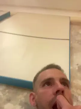 Cam4 Sex Cam of Elreydelmanbo