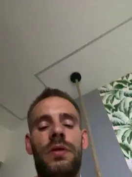 Cam4 Sex Cam of Elreydelmanbo