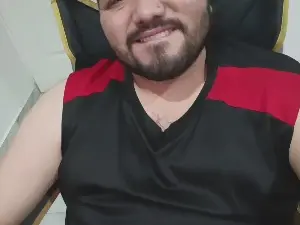 Cam4 Private Sex Chat of MachoCabron08