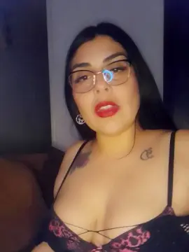 Cam4 Watch Live Sex Cams of Camiikalifha