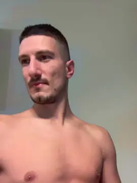 Cam4 Free Live Porn of bigsurprisexxx