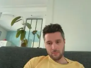 Cam4 Watch Live Sex Cams of jules_demastre