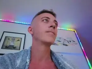 Cam4 Live Sex of HuGo4K