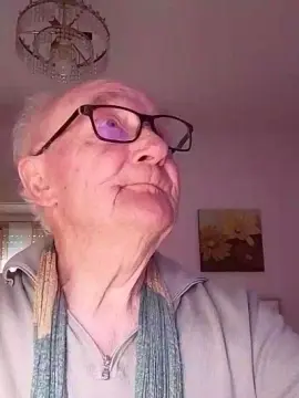 Cam4 Live Sex of nonnoxxxelo