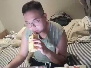 Cam4 Free Live Porn of qazray