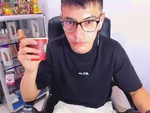 Cam4 Free Live Porn of alex_gomez