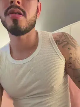 Cam4 Live Sex Cam of DTW1