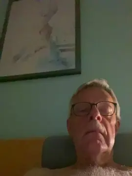 Cam4 Free Porn Cam of cumboy63