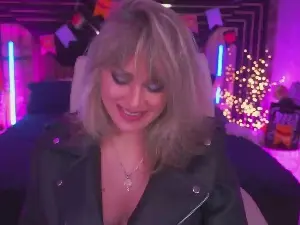 Cam4 Live Sex of CandyLadyyy