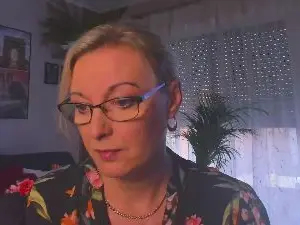 Cam4 Watch Live Sex Cams of VanessaLUX