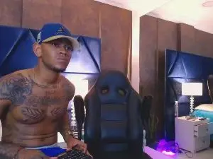 Cam4 Sex Chat of blacked_69