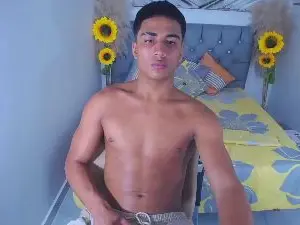 Cam4 Adult Webcam of Oliver_Parker