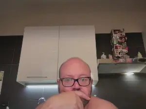 Cam4 Free Live Porn of BearBoy78