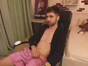 Cam4 Best live sex cam show of KyloEast