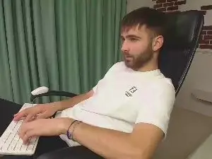 Cam4 Free Porn Cam of KyloEast